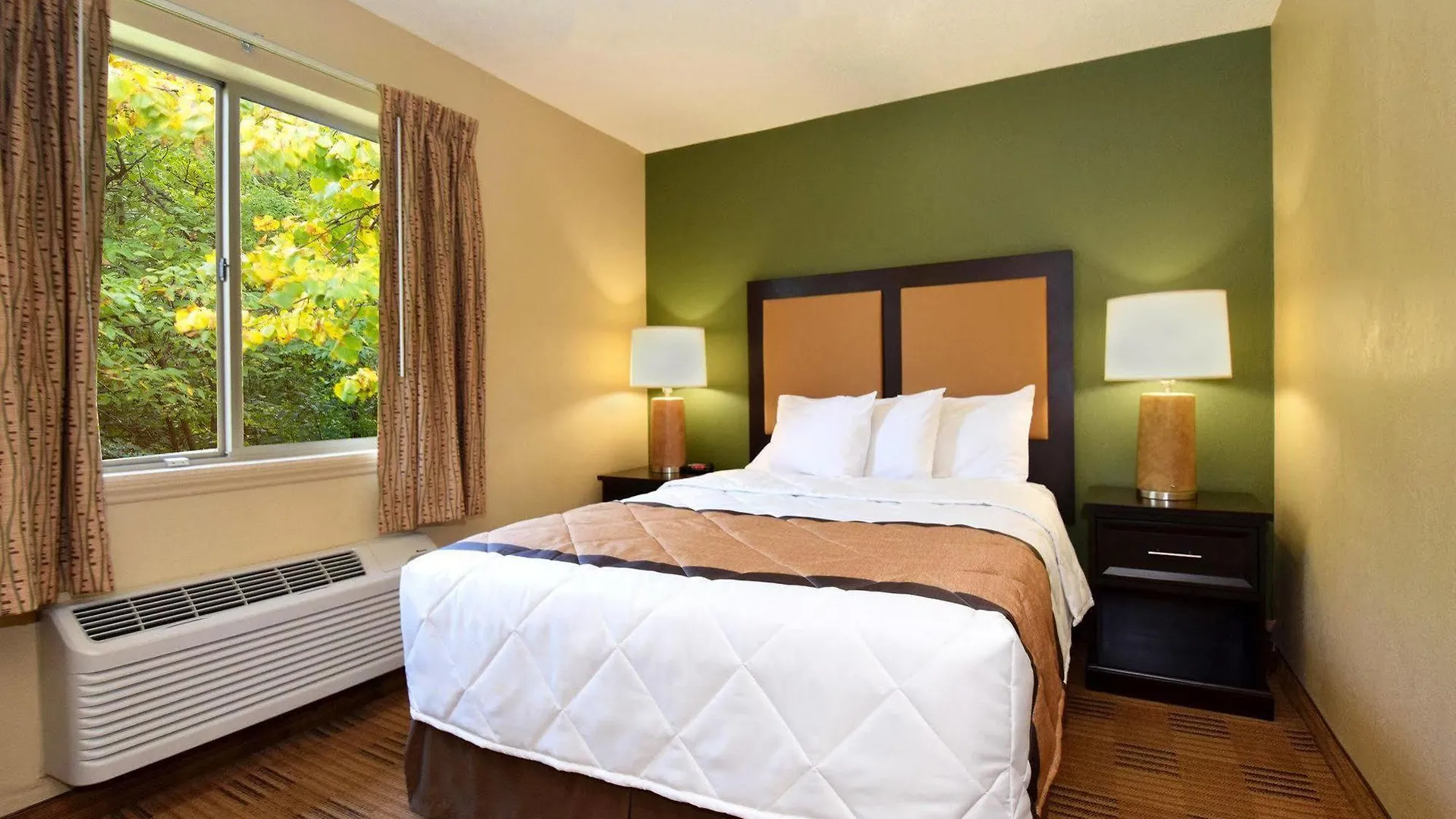 Extended Stay America Select Suites - Newport News - I-64 - Jefferson Avenue Hotel