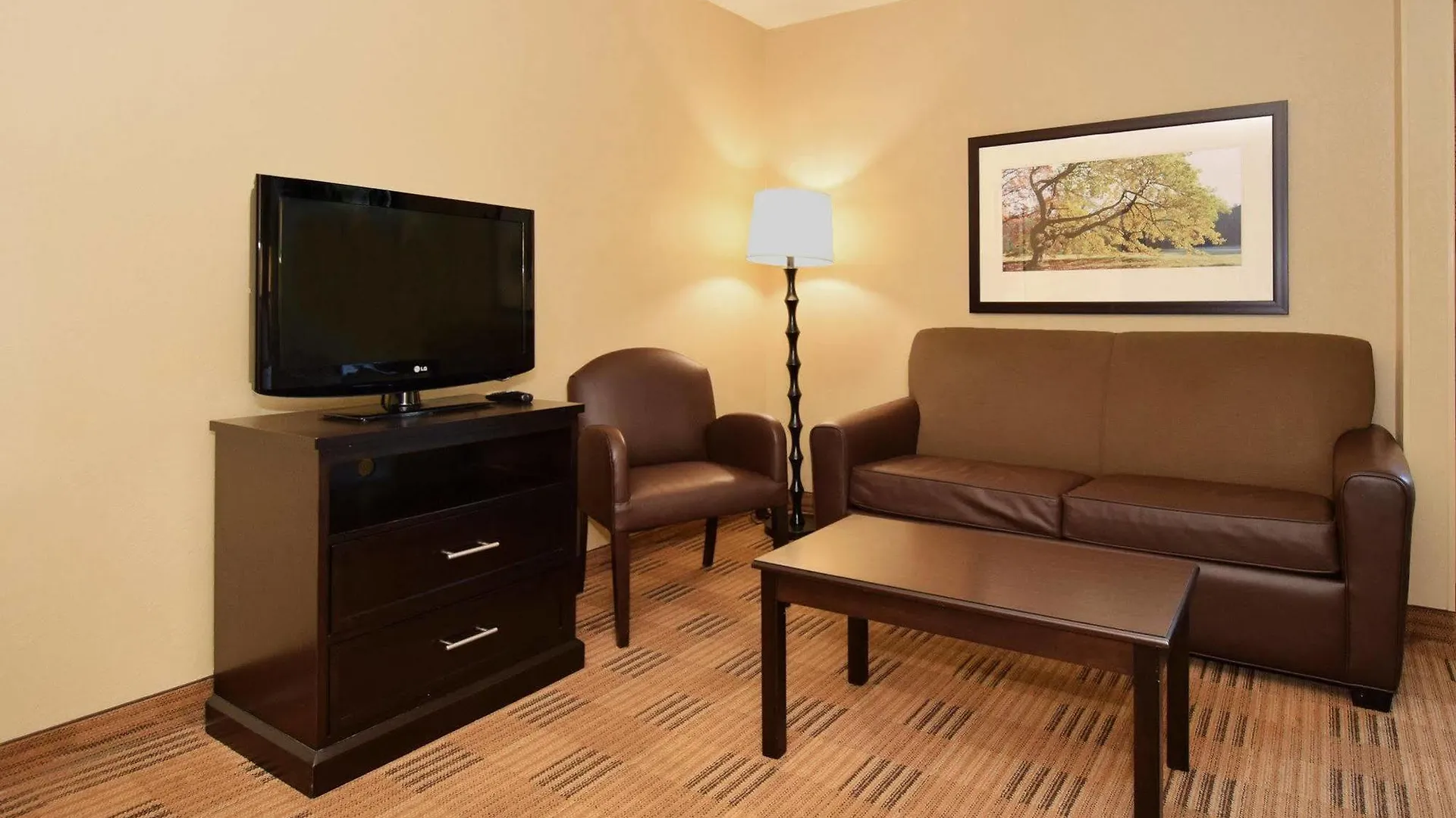 Extended Stay America Select Suites - Newport News - I-64 - Jefferson Avenue